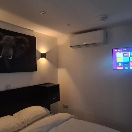 Home Away From Home! Pont Yates エクステリア 写真