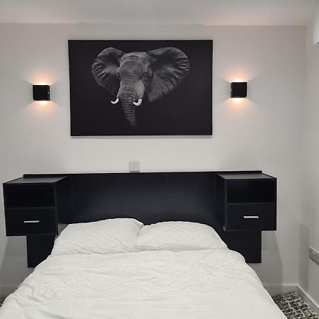 Home Away From Home! Pont Yates エクステリア 写真